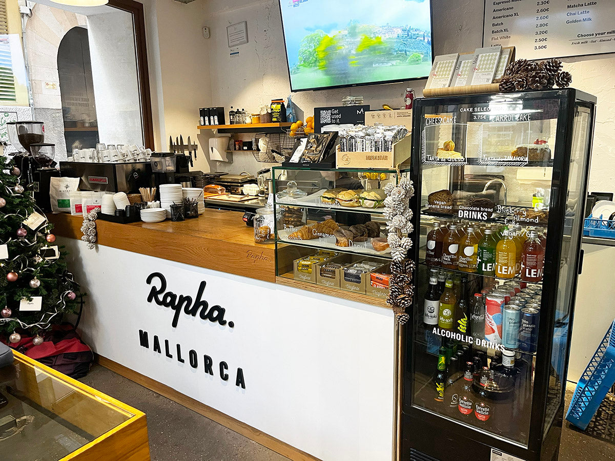 Rapha Palma Mallorca Coffee & Cake 2