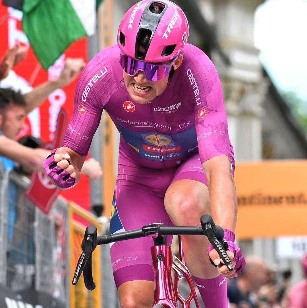 Mads Pedersen winning a sprint stage of the Giro Italia in the purple jersey