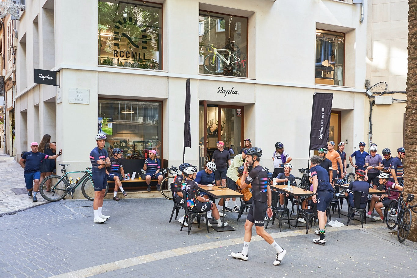Rapha Palma Mallorca outside